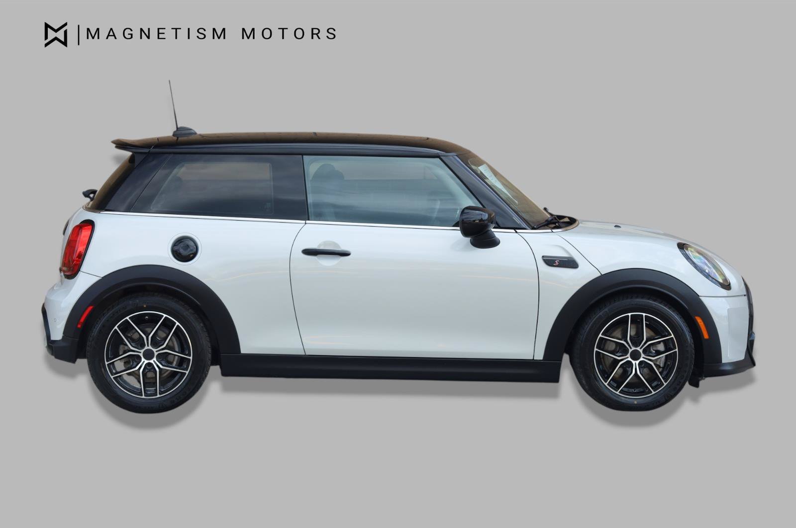 Used 2023 MINI Cooper S FWD image 3
