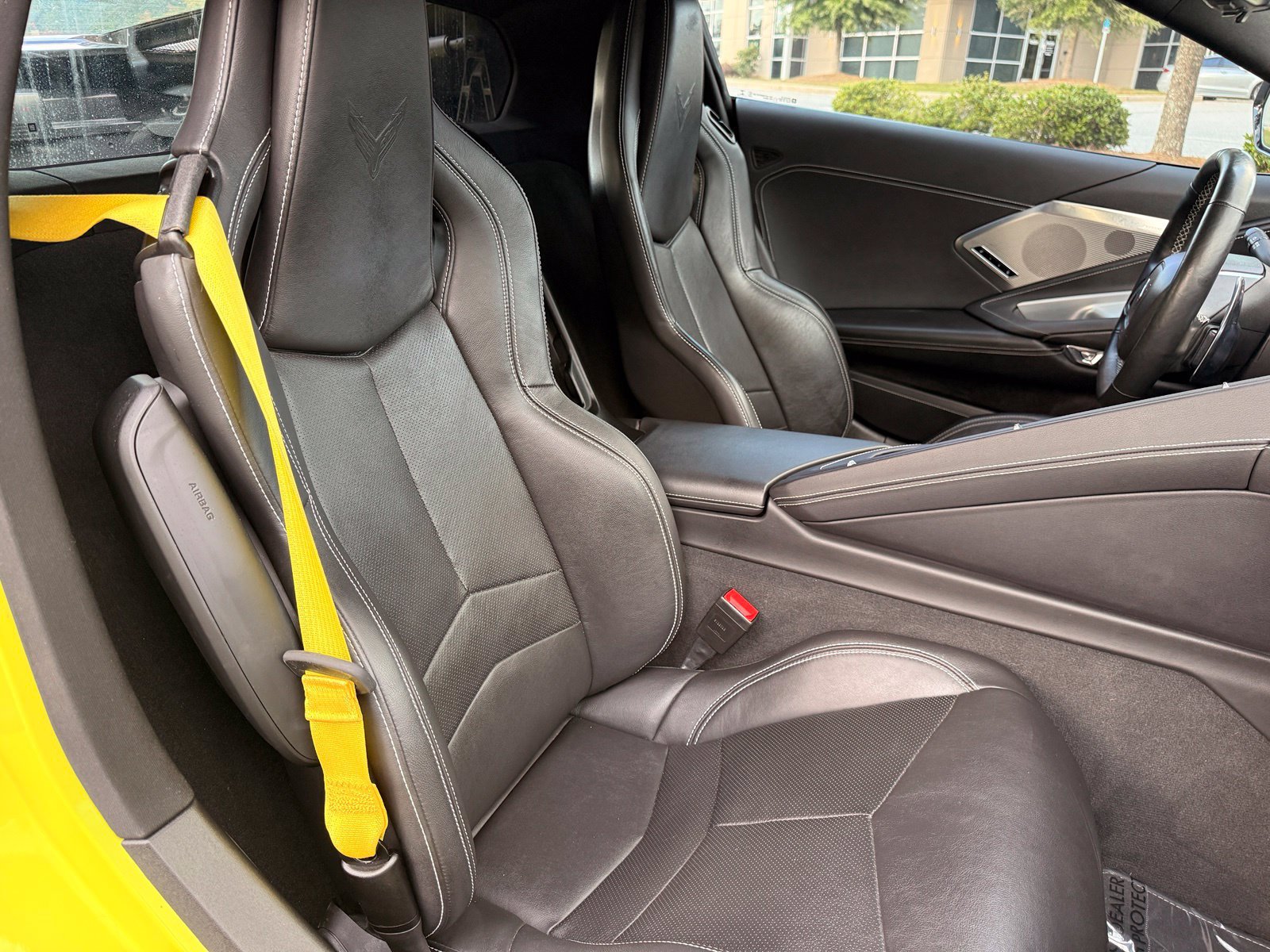 Used 2021 Chevrolet Corvette Stingray Preferred Cpe w/ Battery Protection Package RWD image 35