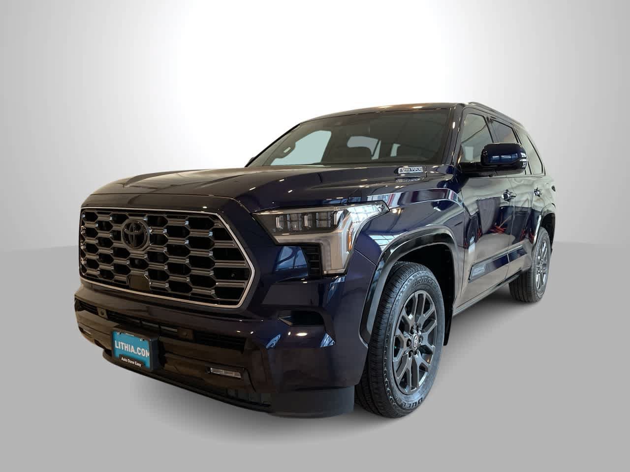 New 2026 Toyota Sequoia Platinum AWD/4WD image 1