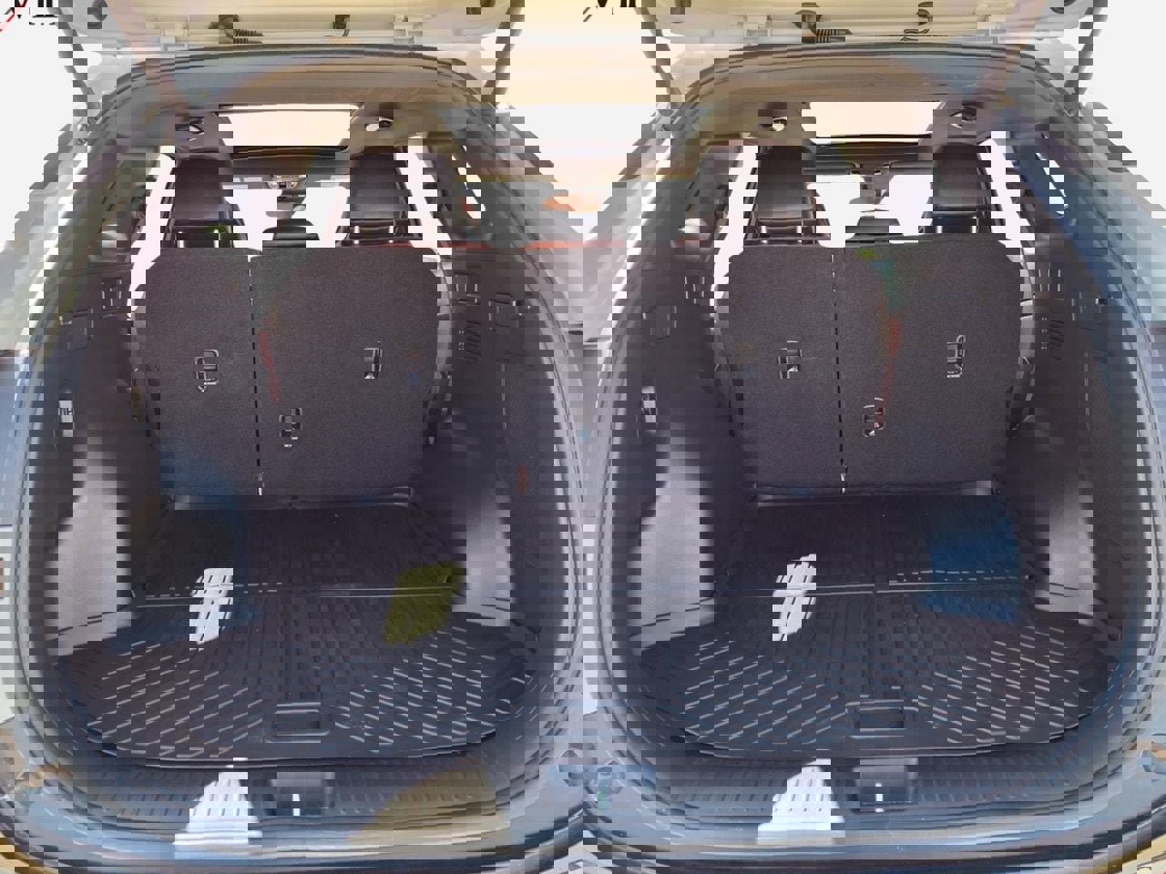 Used 2023 Kia Sportage SX image 5