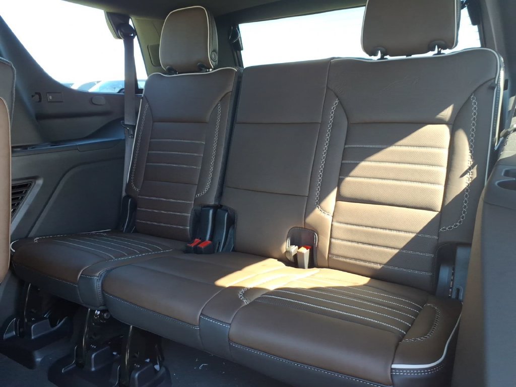 New 2027 GMC Yukon Denali Ultimate AWD/4WD image 16