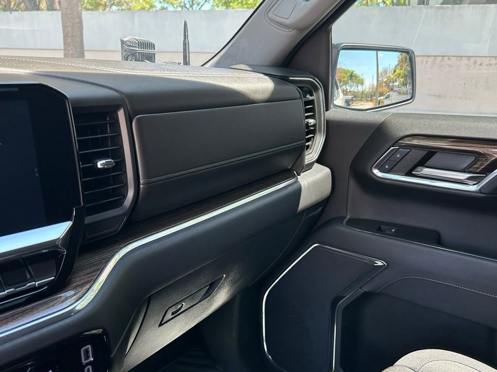 Used 2024 Chevrolet Silverado 1500 LT Trail Boss image 30