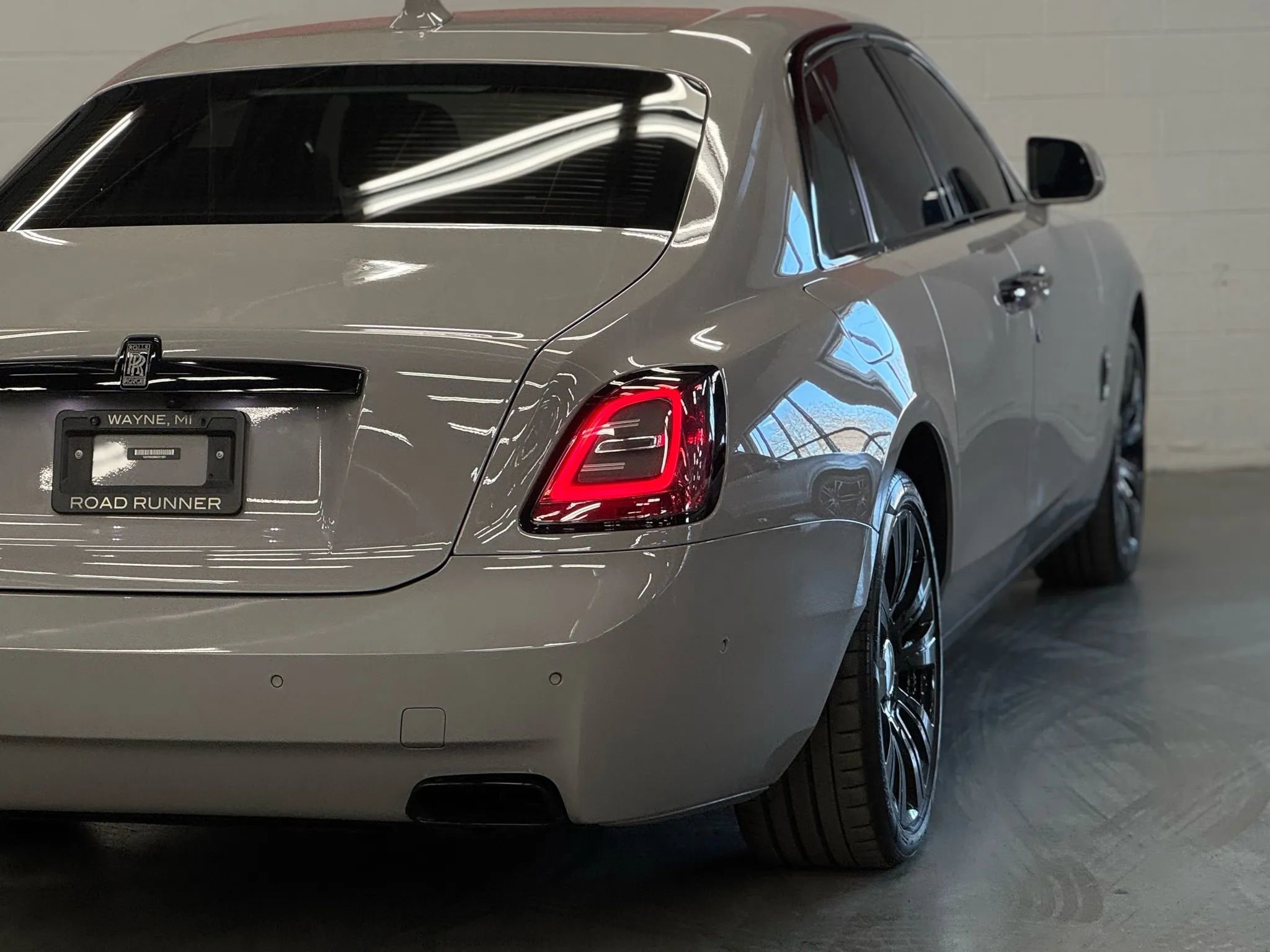 Used 2022 Rolls-Royce Ghost image 19