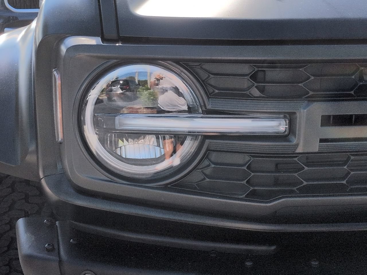 Certified 2024 Ford Bronco Raptor w/ Interior Carbon Fiber Pack 6 AWD/4WD image 10