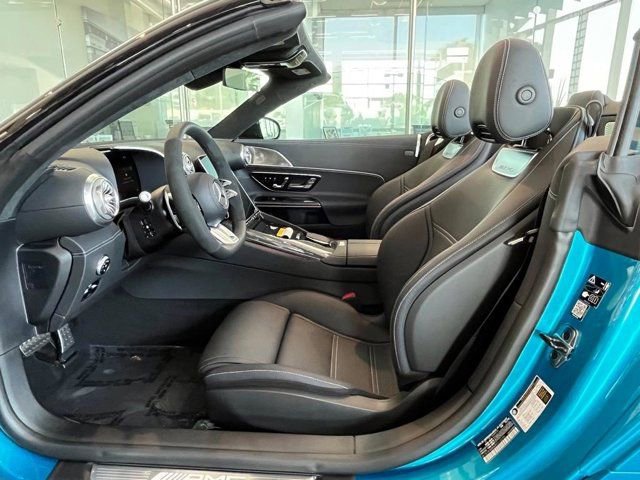 Used 2023 Mercedes-Benz SL 63 AMG 4MATIC image 63