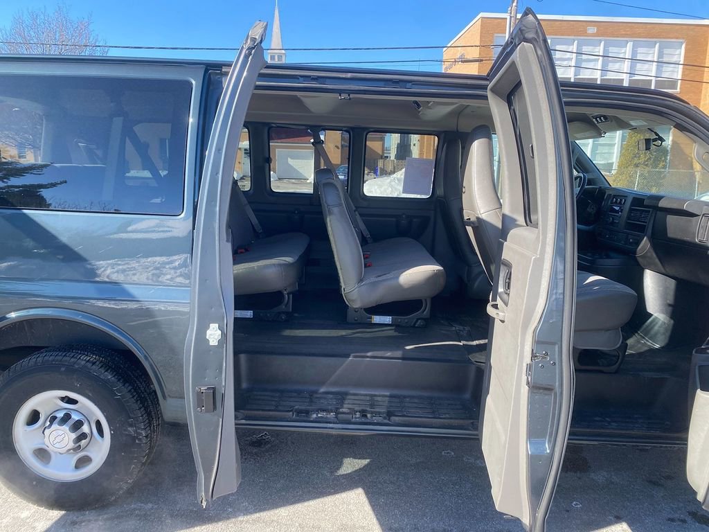 Used 2017 Chevrolet Express 2500 LS image 24