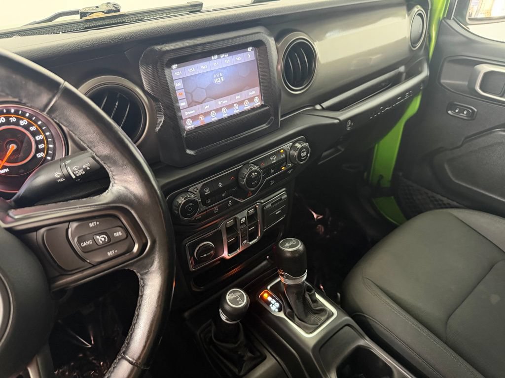 Used 2018 Jeep Wrangler Unlimited Sport S AWD/4WD image 18