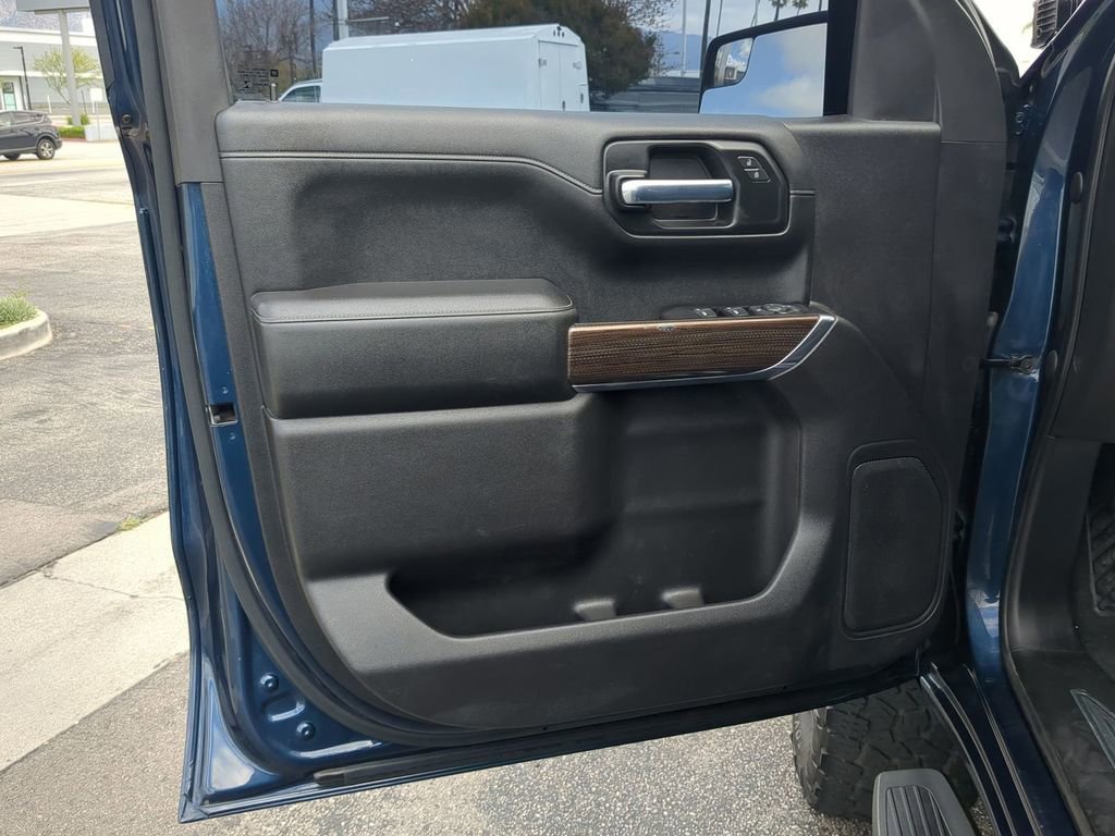 Used 2020 Chevrolet Silverado 1500 LT w/ All-Star Edition image 24