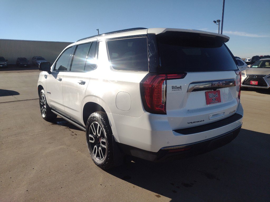 Used 2024 GMC Yukon AT4 w/ AT4 Premium Package image 7