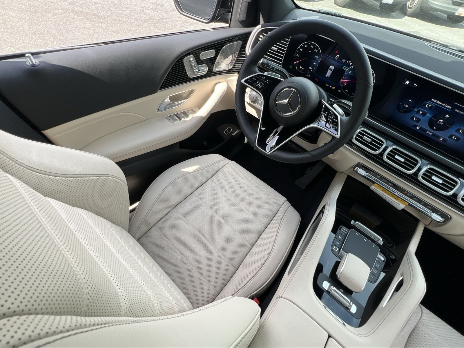 New 2026 Mercedes-Benz GLE 580 4MATIC image 16