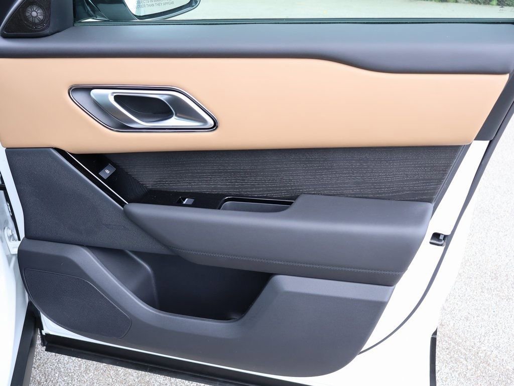 New 2026 Land Rover Range Rover Velar Autobiography image 13