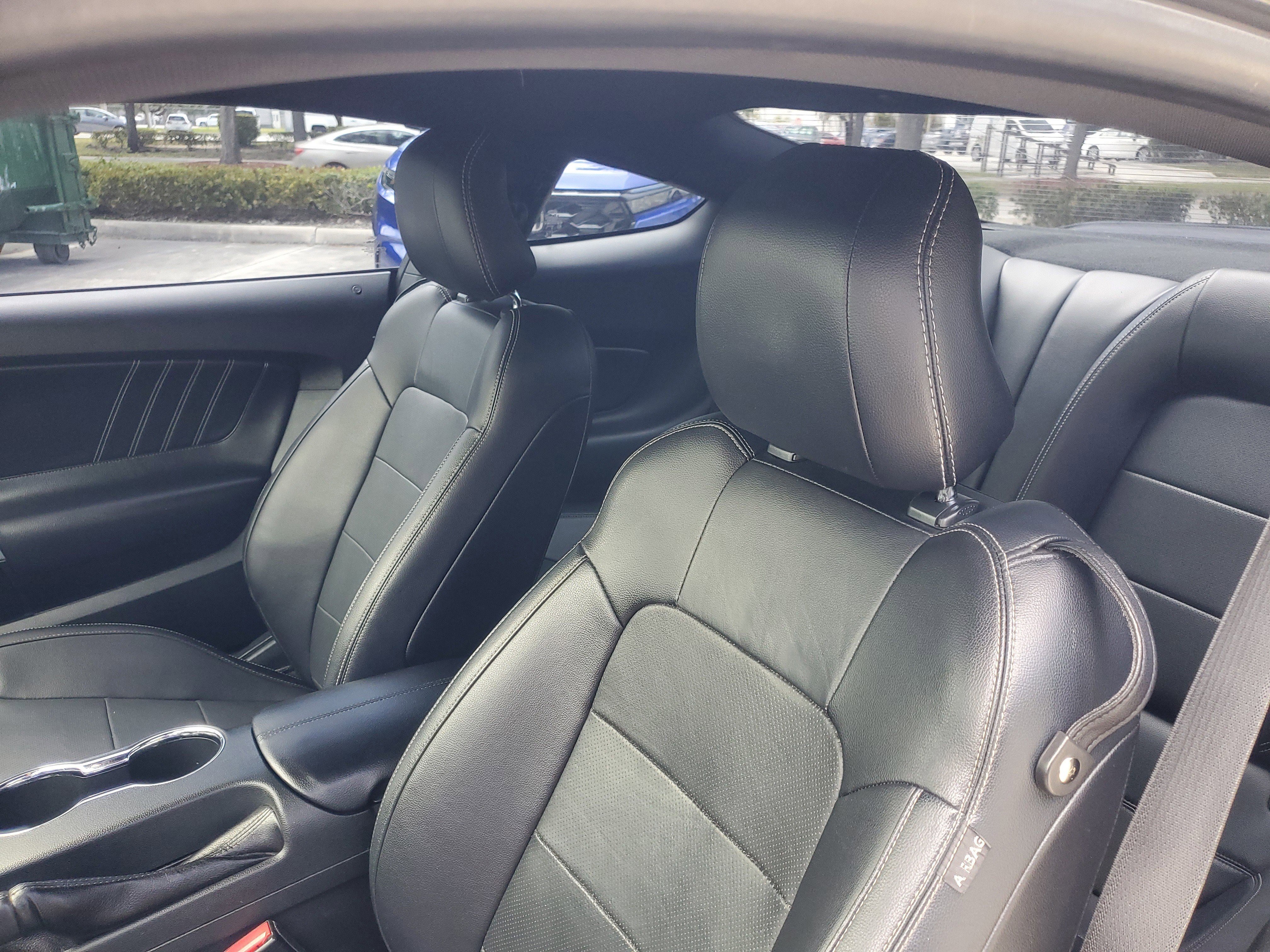 Used 2016 Ford Mustang Premium RWD image 12