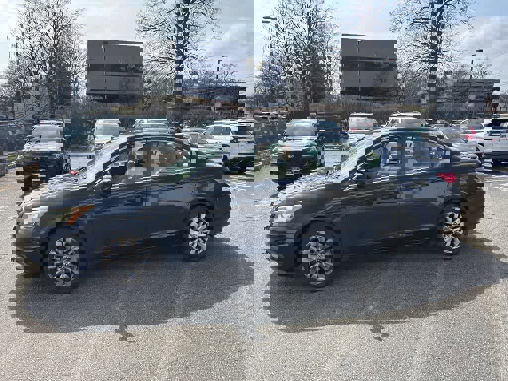 Used 2011 Honda Accord EX-L image 22