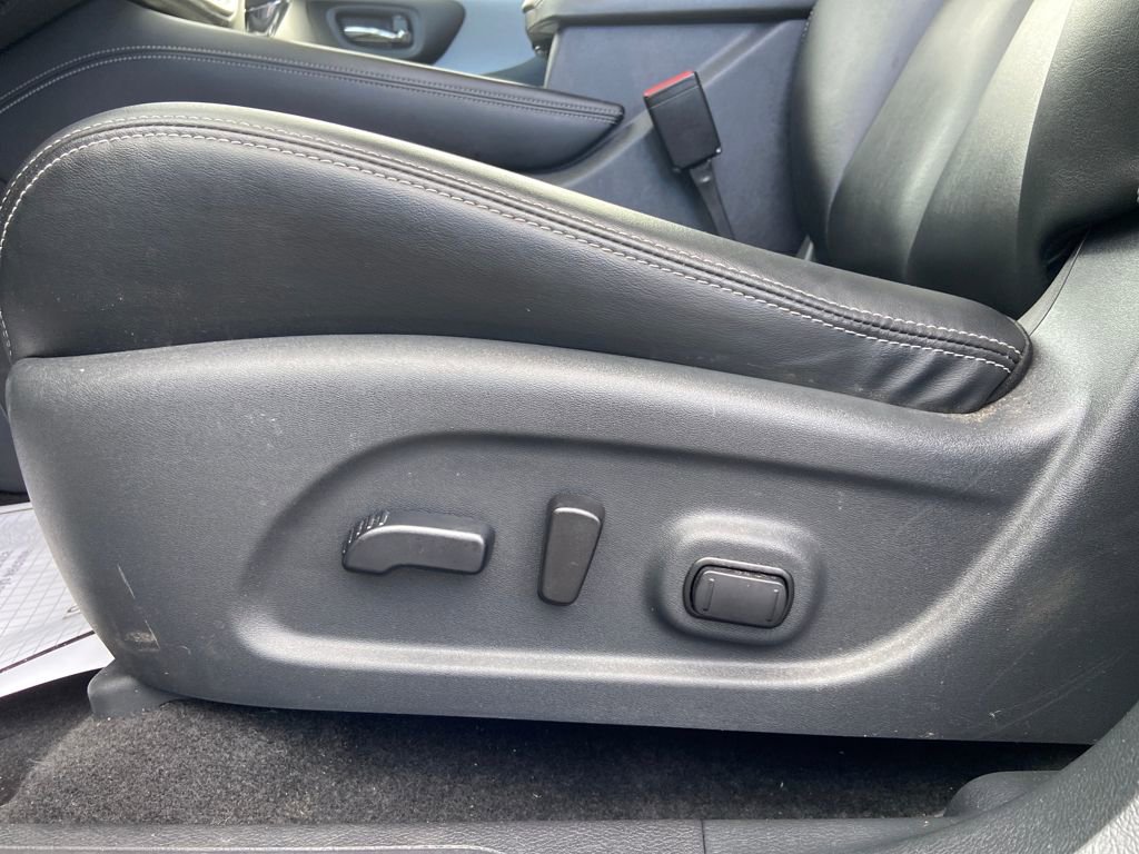 Used 2024 Nissan Murano SV w/ SV Midnight Edition Package image 12