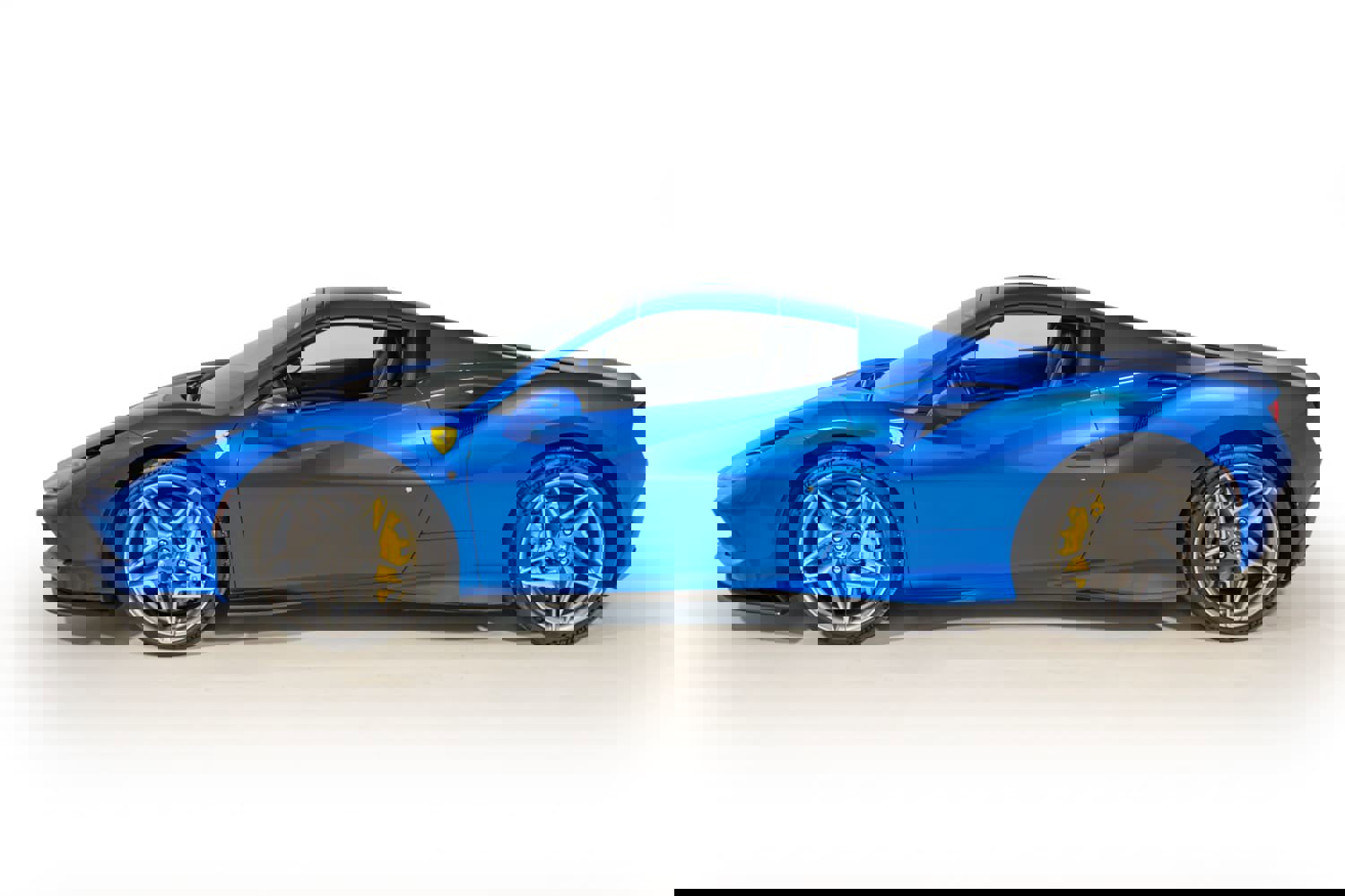 Certified 2021 Ferrari F8 Tributo image 11