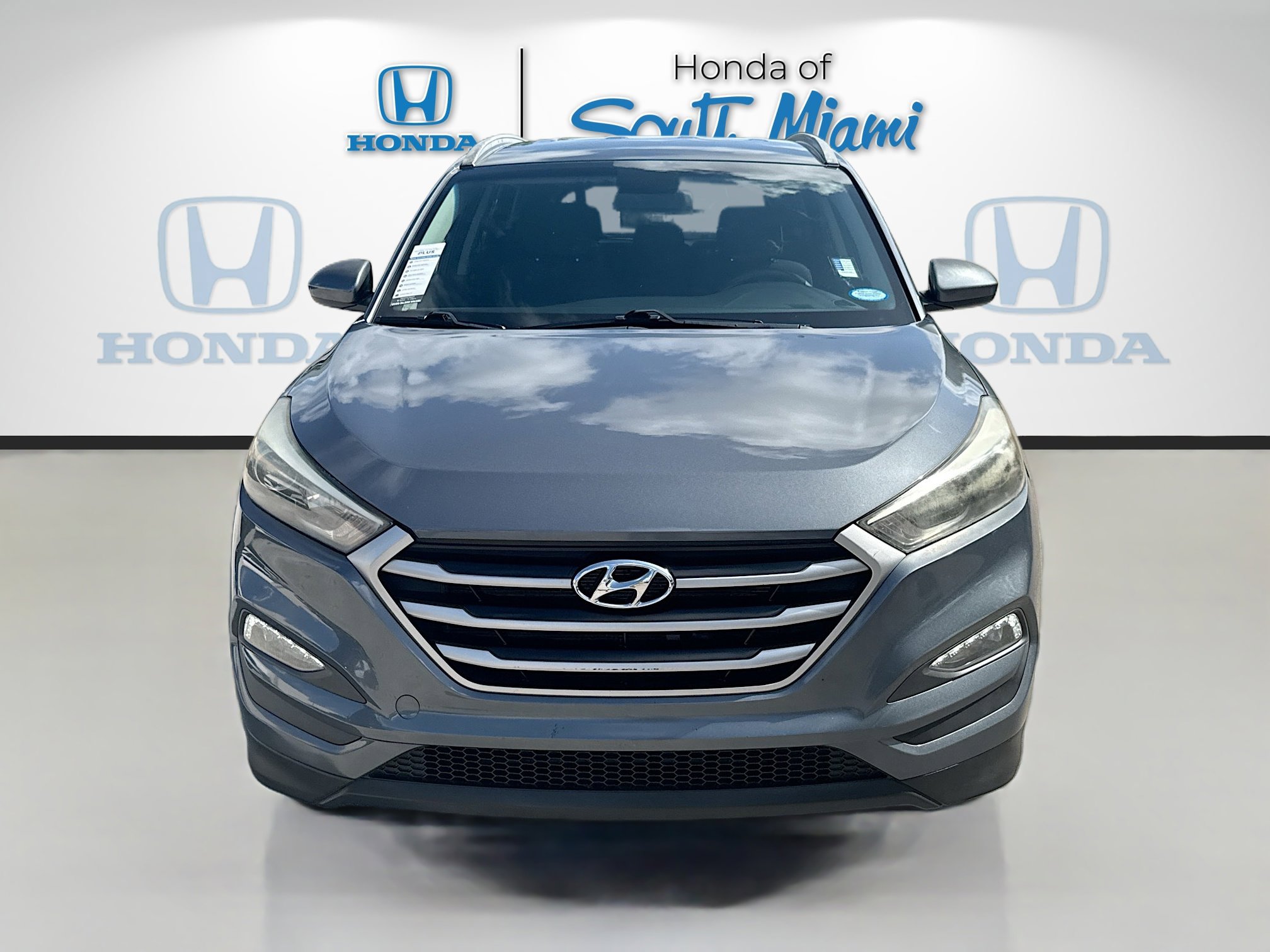 Used 2018 Hyundai Tucson SEL FWD image 2