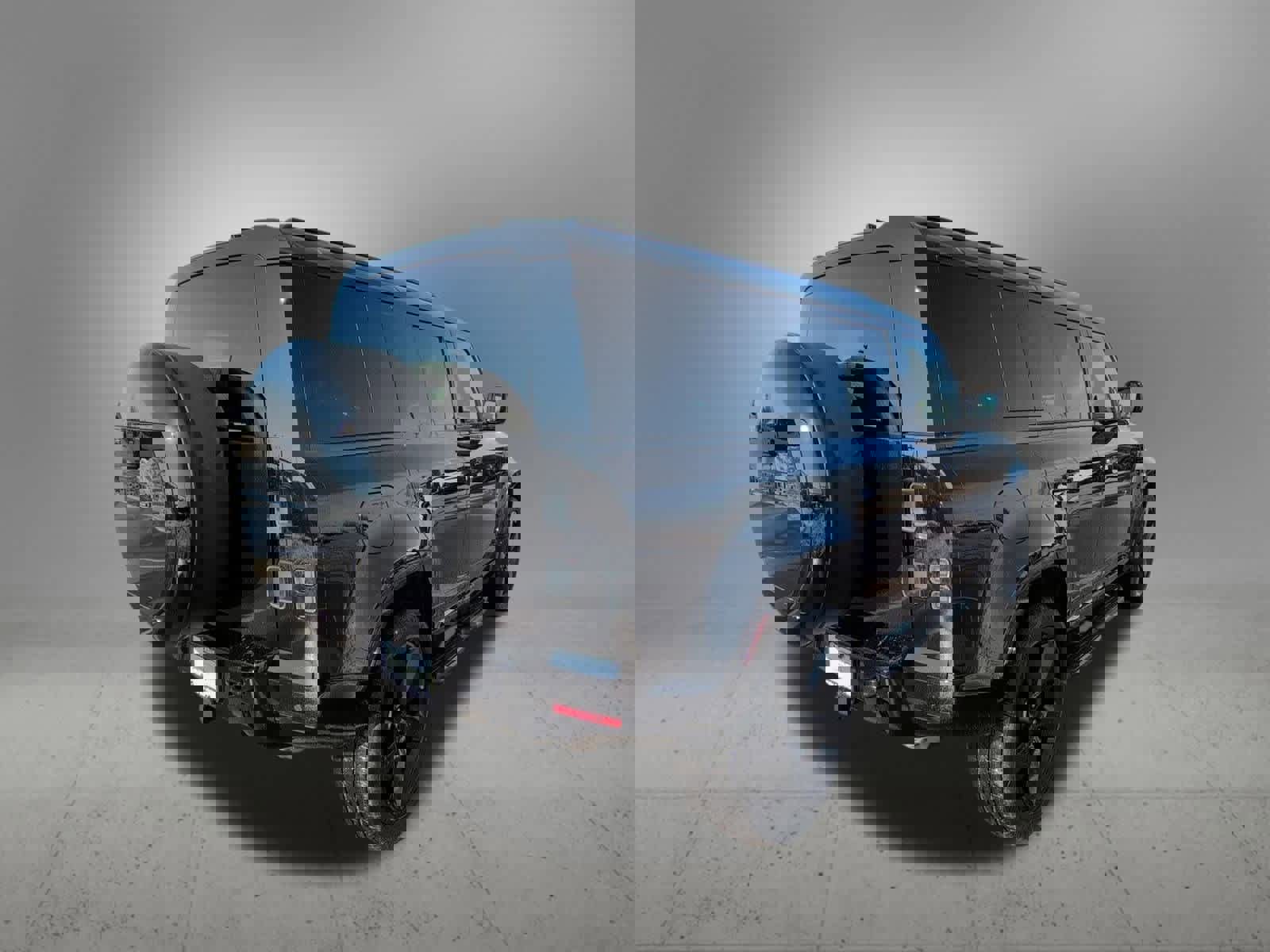 New 2026 Land Rover Defender 110 X-Dynamic SE image 6