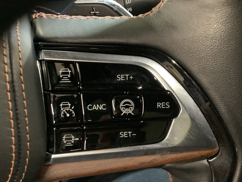 Used 2022 Jeep Grand Cherokee Summit w/ Adv Protech Group IV image 28