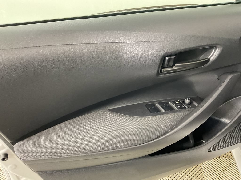 Used 2024 Toyota Corolla LE FWD image 16
