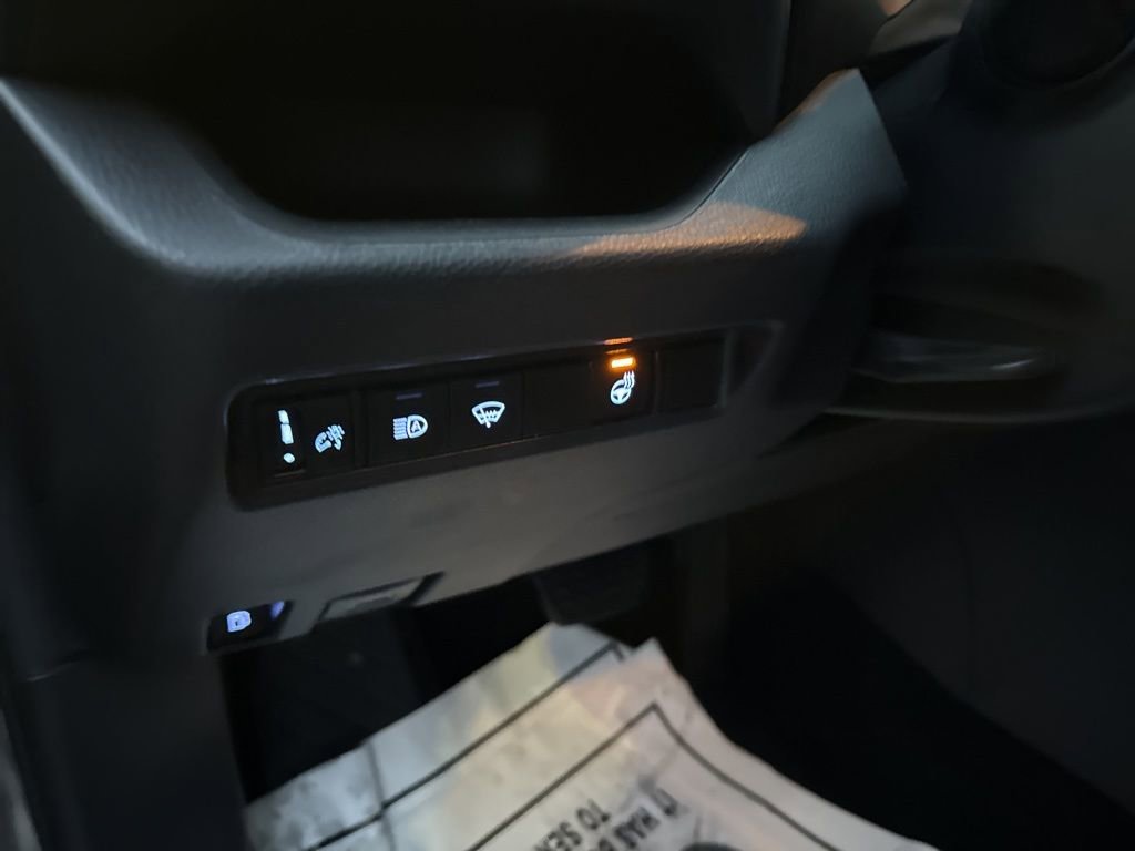 Certified 2020 Toyota RAV4 XLE image 10