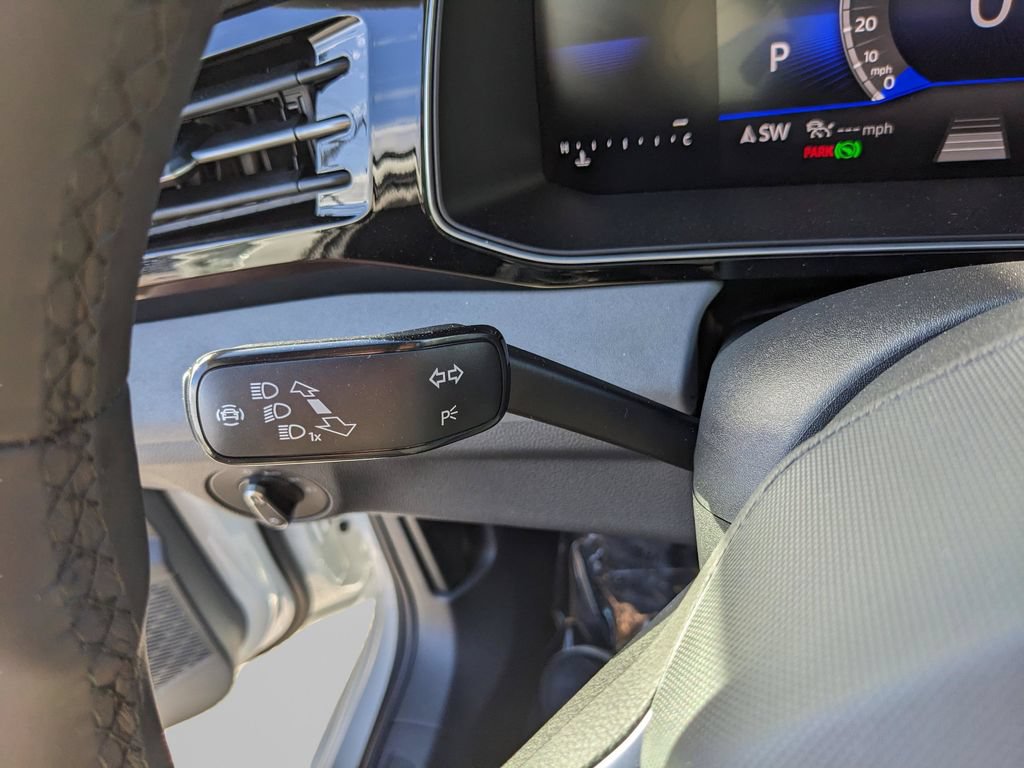 New 2026 Volkswagen Jetta SE FWD image 27