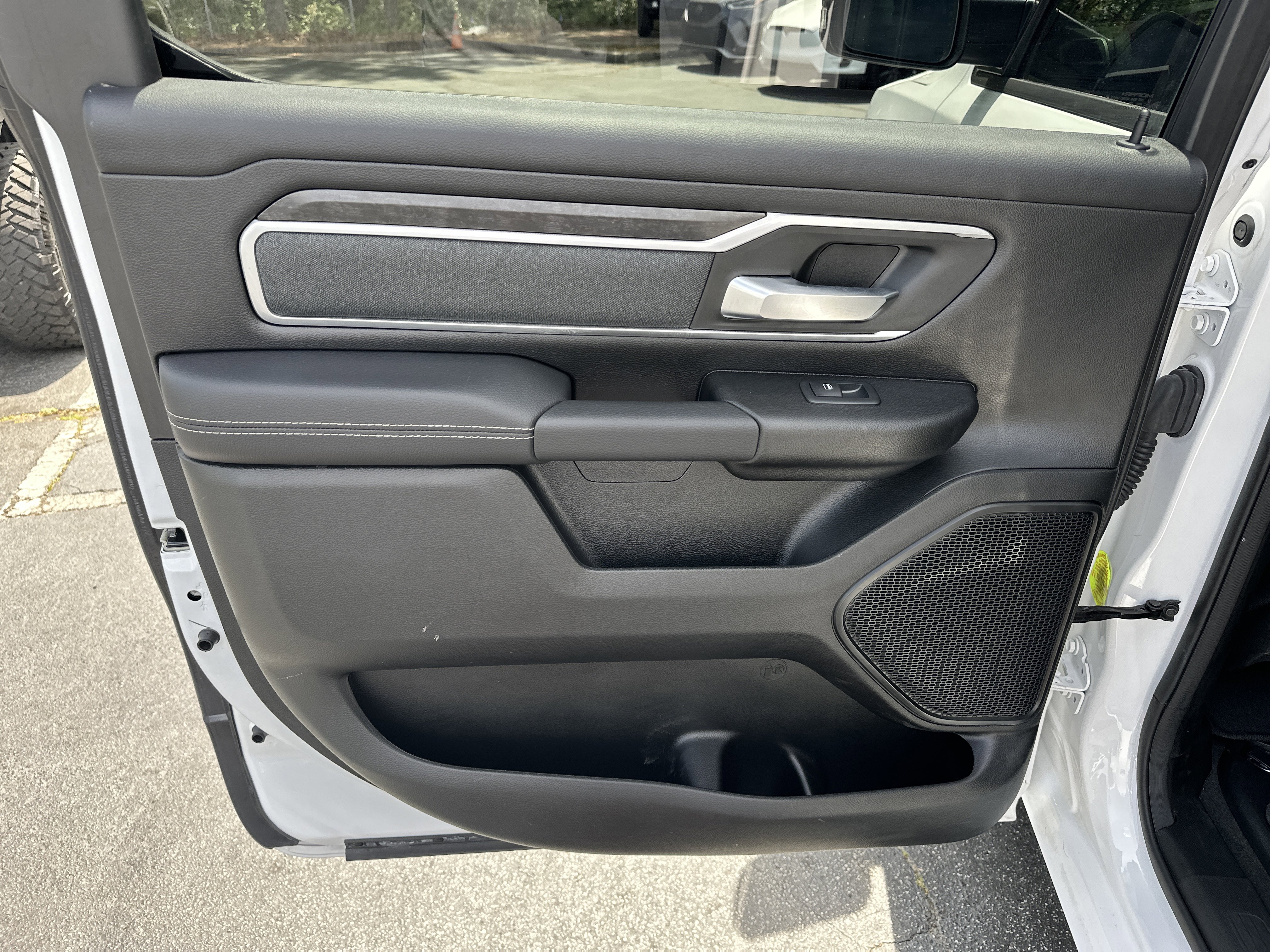 Used 2023 RAM 1500 Big Horn AWD/4WD image 25