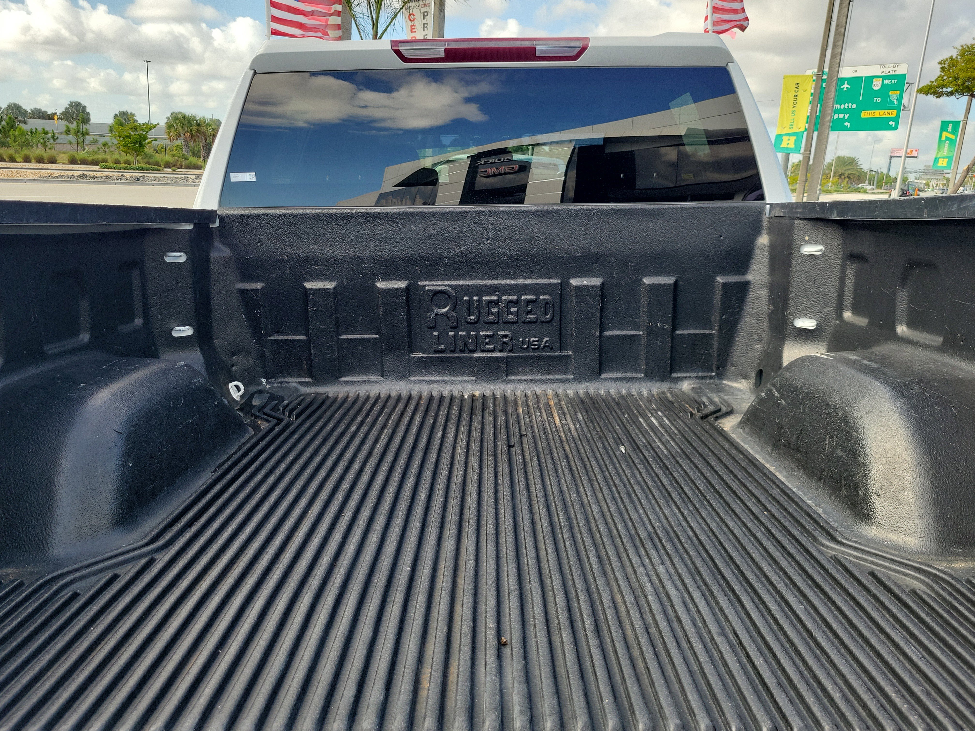 Used 2023 GMC Sierra 1500 Elevation image 28