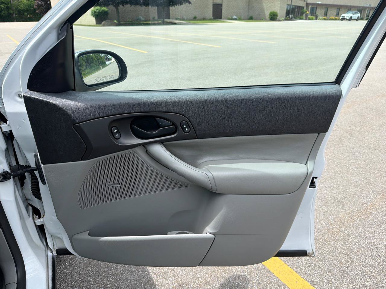 Used 2007 Ford Focus S FWD image 21