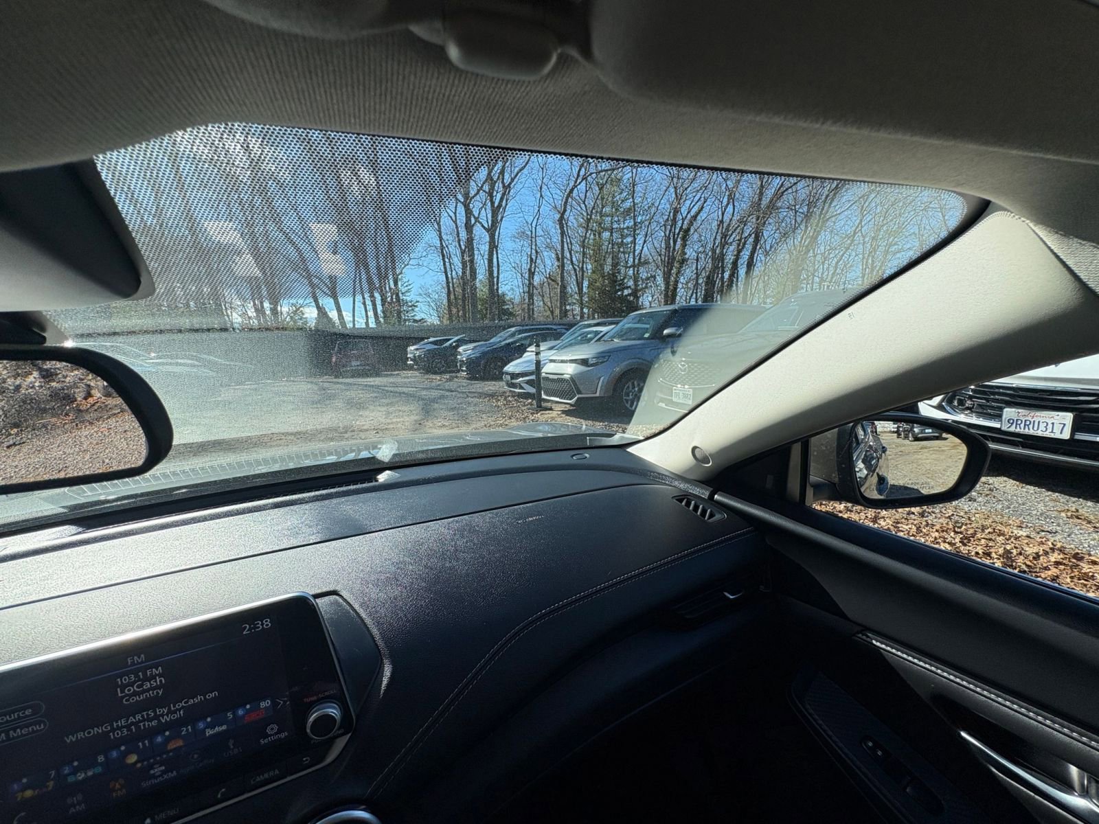Used 2025 Nissan Sentra SV FWD image 32