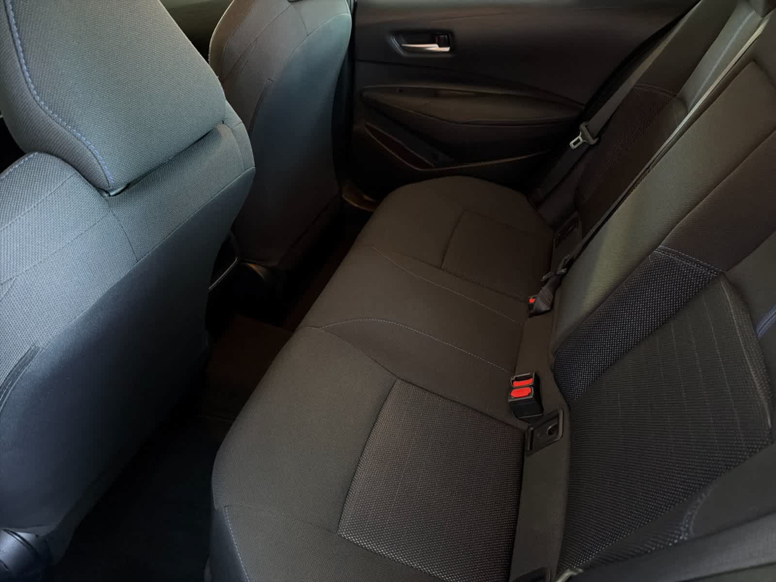 Used 2022 Toyota Corolla SE w/ Carpet Mat Package (TMS) FWD image 4