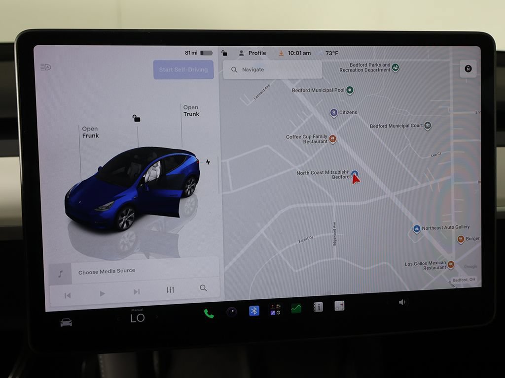 Used 2023 Tesla Model Y Long Range AWD/4WD image 45