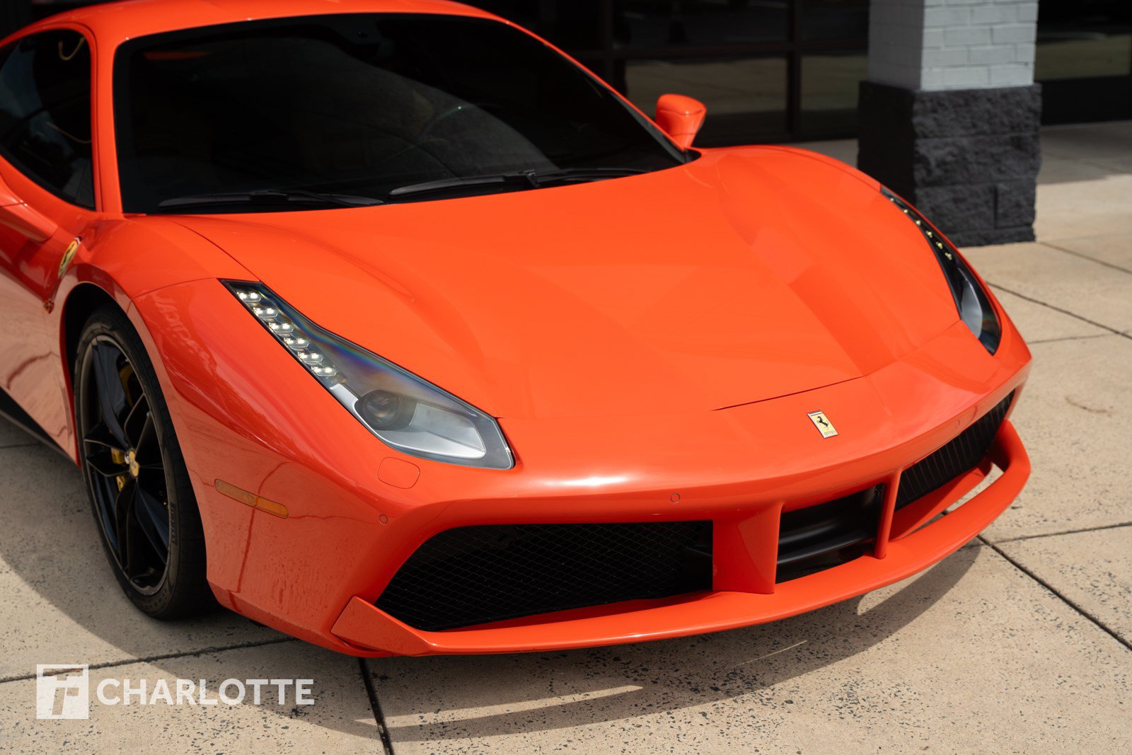 Used 2016 Ferrari 488 GTB RWD image 2