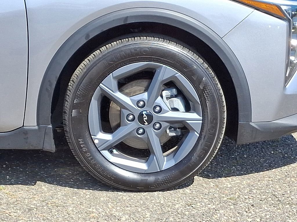 Certified 2025 Kia K4 LXS image 8