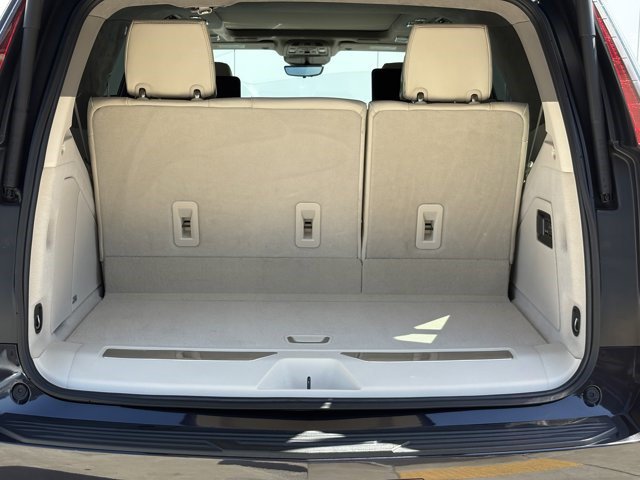 Certified 2024 Cadillac Escalade Sport Platinum w/ LPO, ONYX Package AWD/4WD image 9