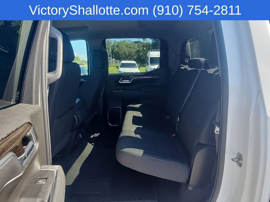 Used 2025 Chevrolet Silverado 1500 LT RWD image 24