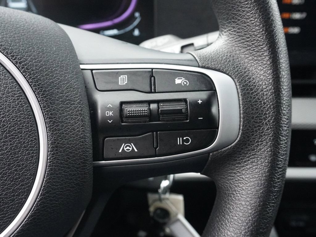 Used 2024 Kia Sportage LX image 32