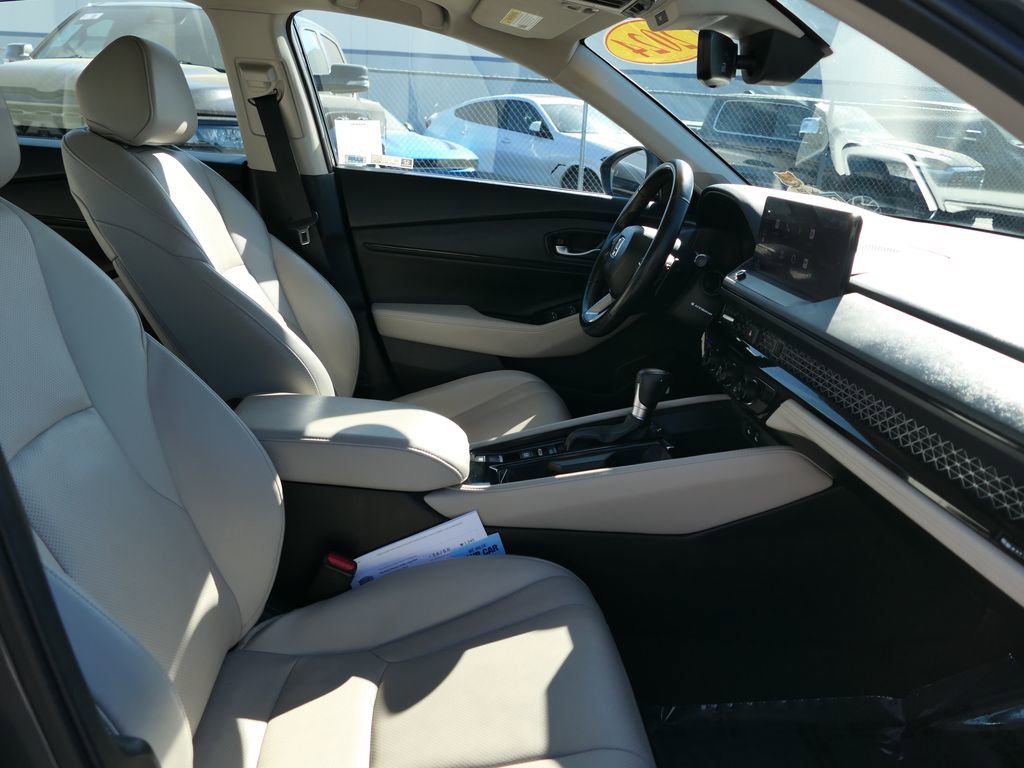 Used 2024 Honda Accord Touring image 26