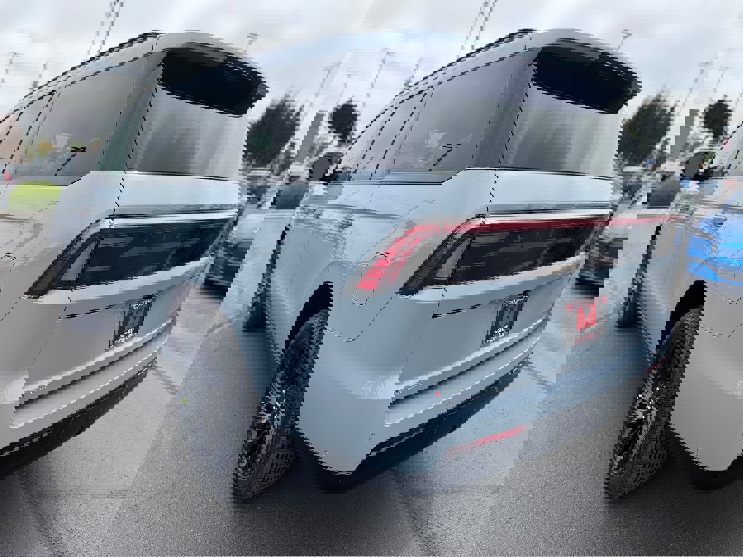 New 2025 Lincoln Navigator Reserve w/ Jet Appearance Package image 6