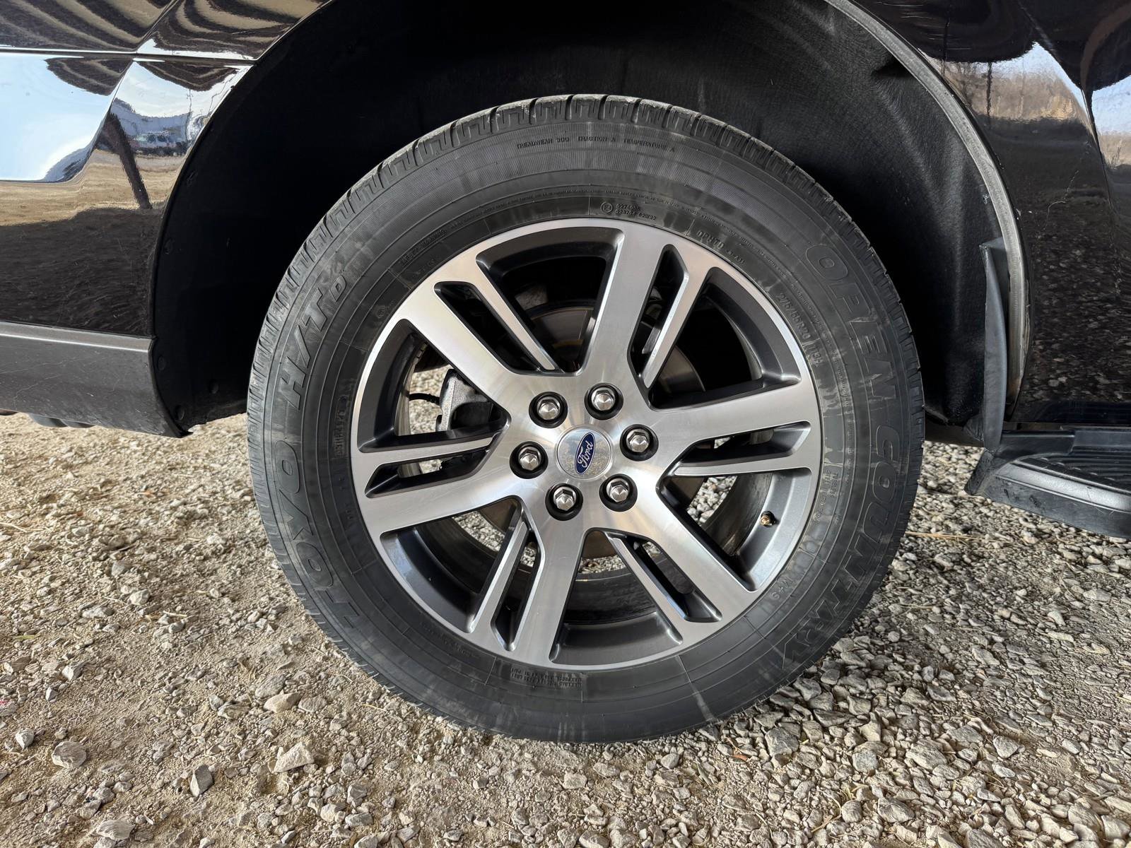 Used 2024 Ford Expedition Limited image 49