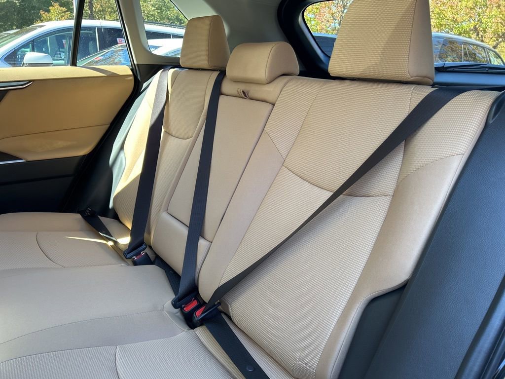 New 2025 Toyota RAV4 LE image 10