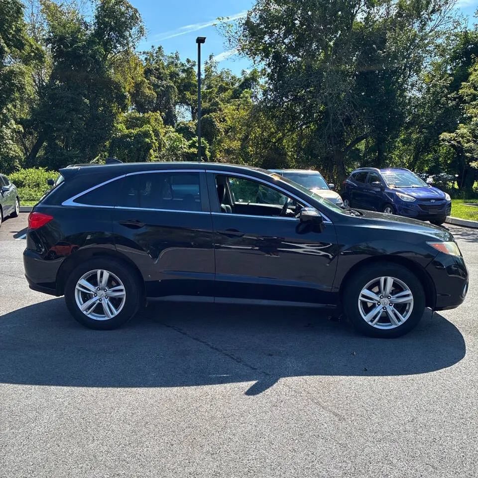 Used 2013 Acura RDX w/ Technology Package AWD/4WD image 2