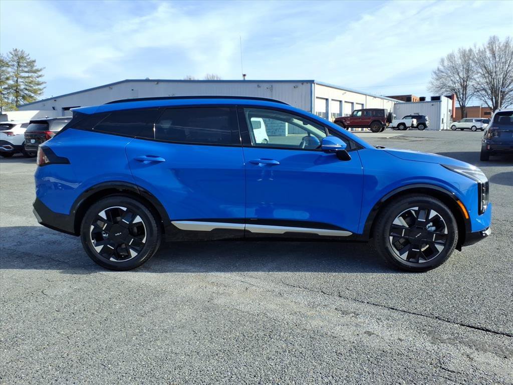 New 2026 Kia Sportage SX FWD image 3