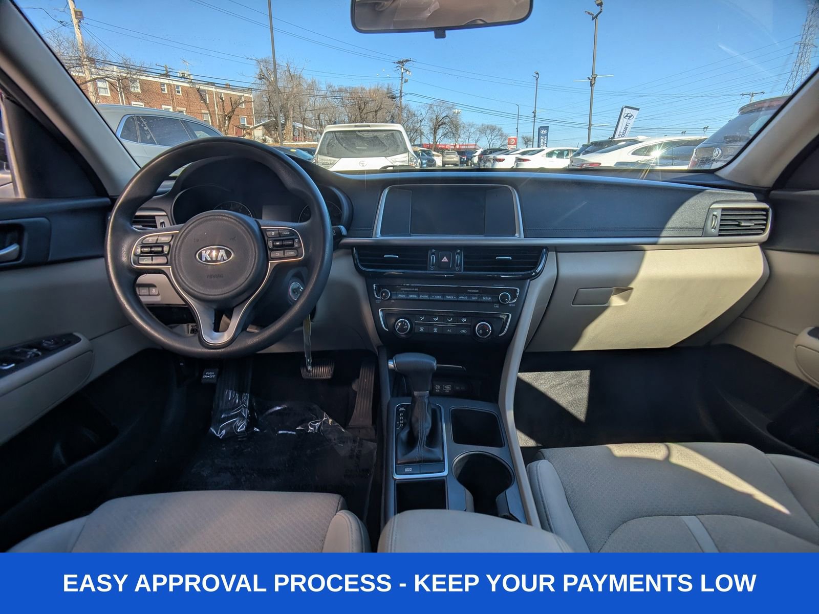 Used 2018 Kia Optima LX image 17