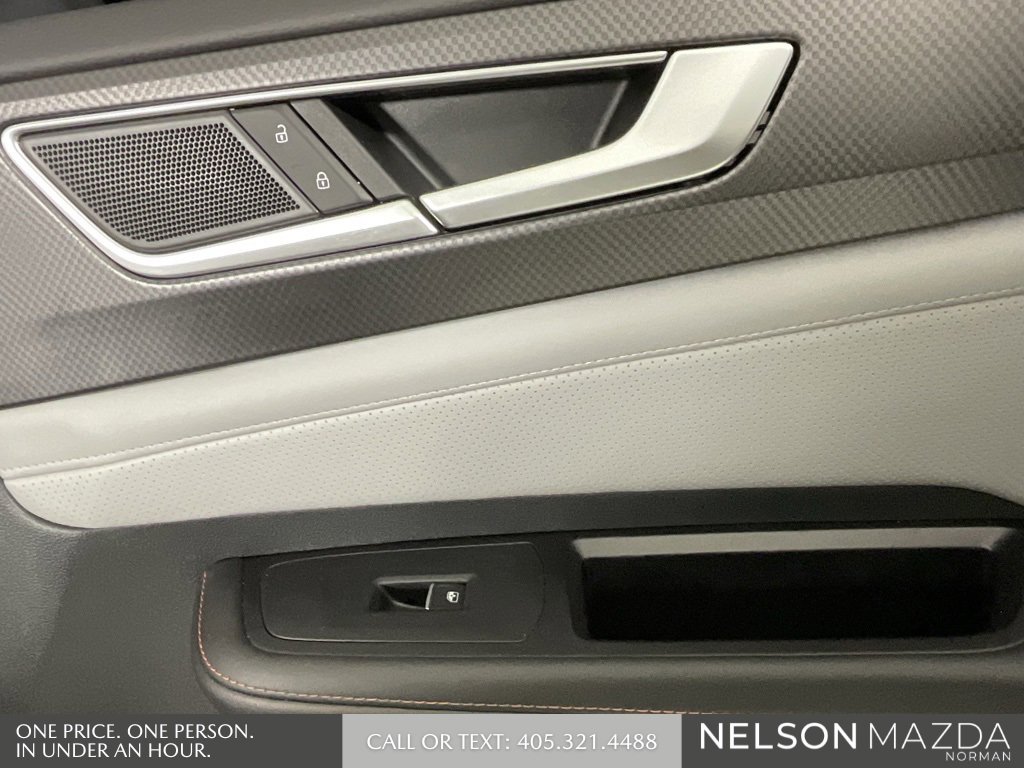 Used 2024 Volkswagen Atlas Peak Edition SEL image 16