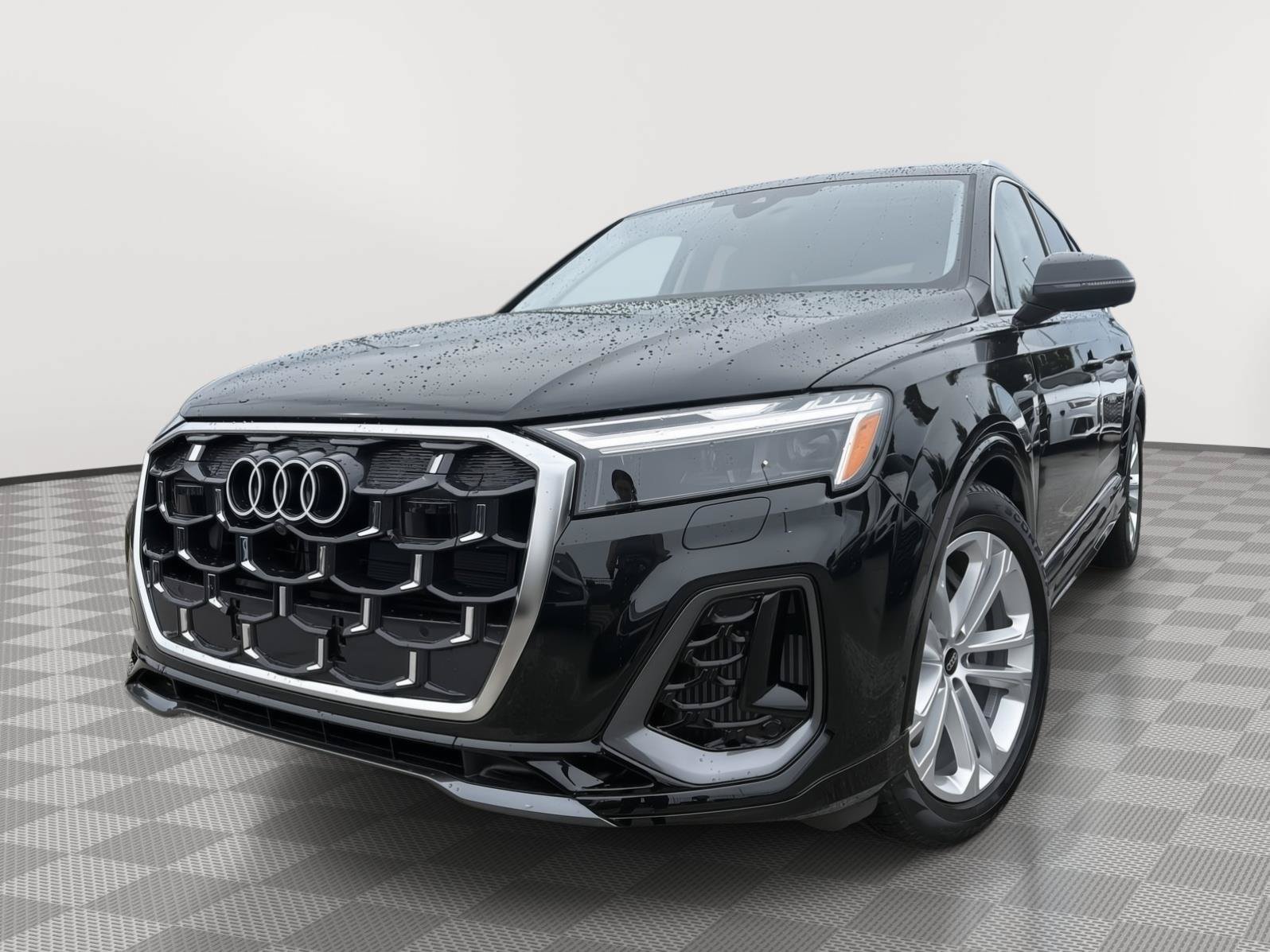 New 2026 Audi Q7 Premium Plus
