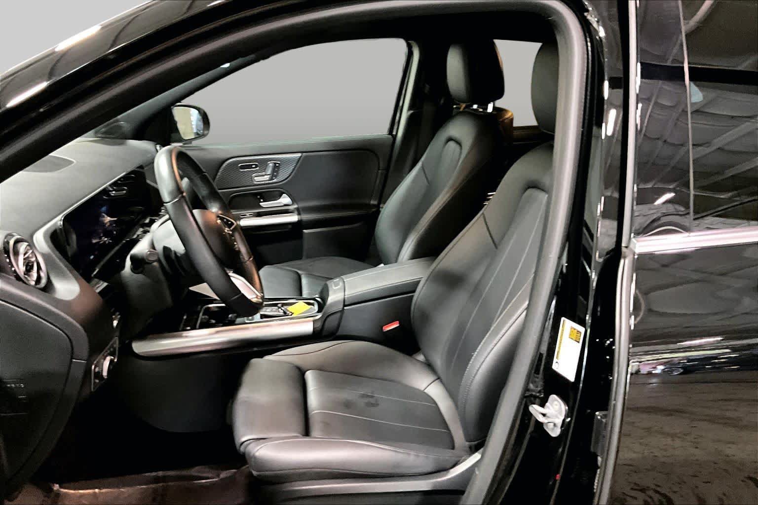 Used 2024 Mercedes-Benz GLA 250 4MATIC image 9