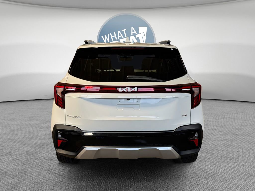 Used 2024 Kia Seltos S AWD/4WD image 5