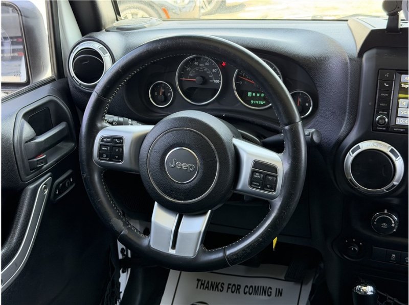 Used 2015 Jeep Wrangler Unlimited Sport AWD/4WD image 34