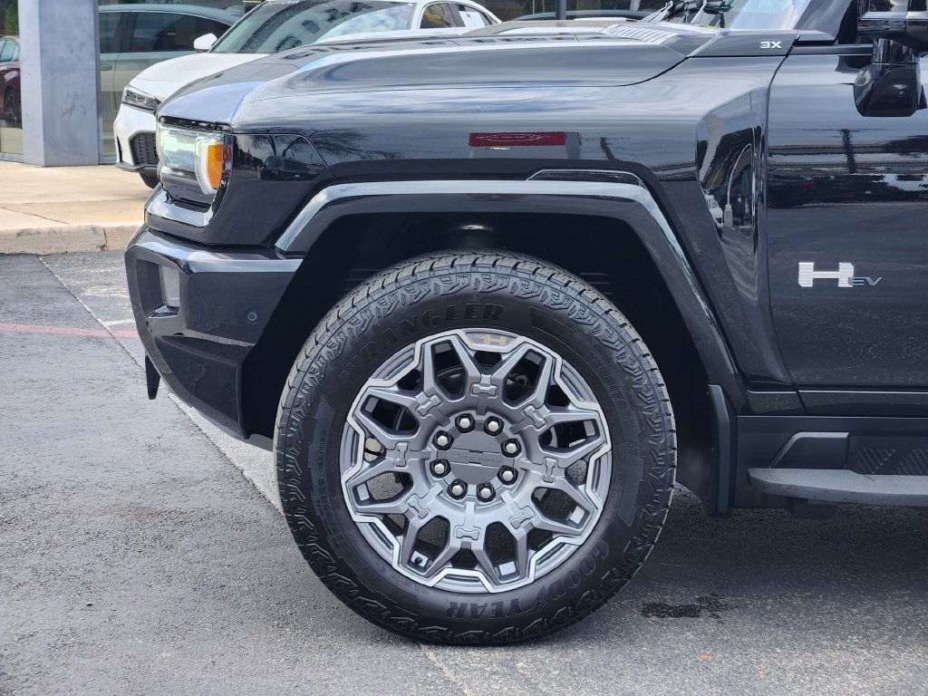 Used 2026 GMC Hummer EV SUV AWD/4WD image 9