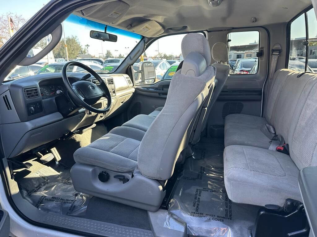 Used 2003 Ford F250 XLT image 14